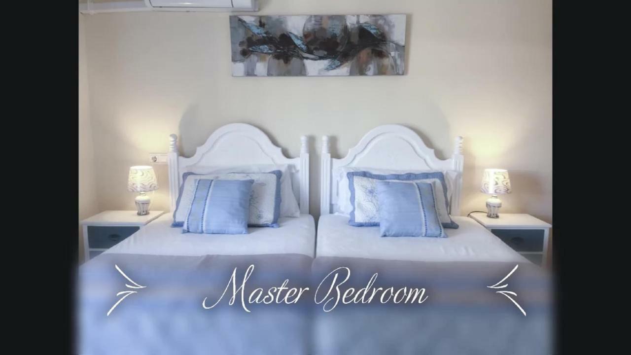 Vickys Villa Puerto Marino ภายนอก รูปภาพ